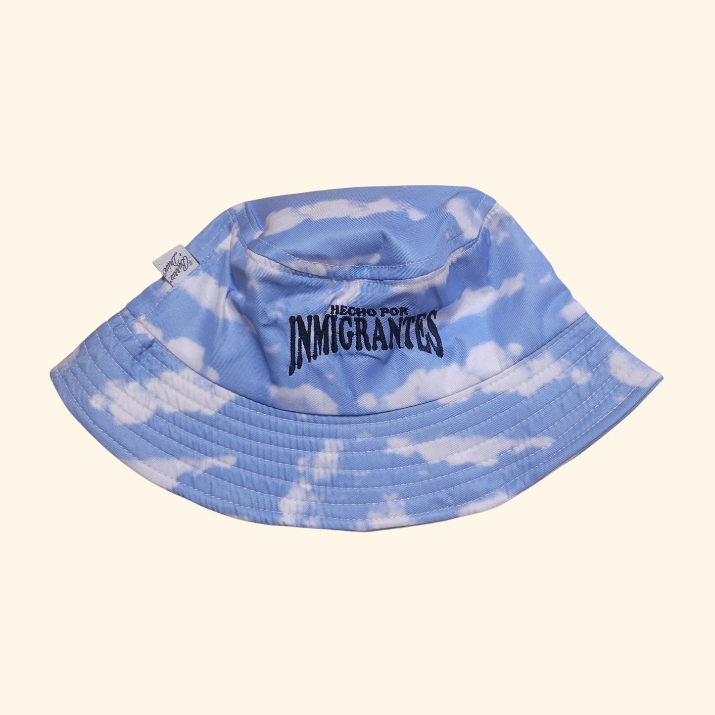 Hecho Por Inmigrantes Bucket Hat