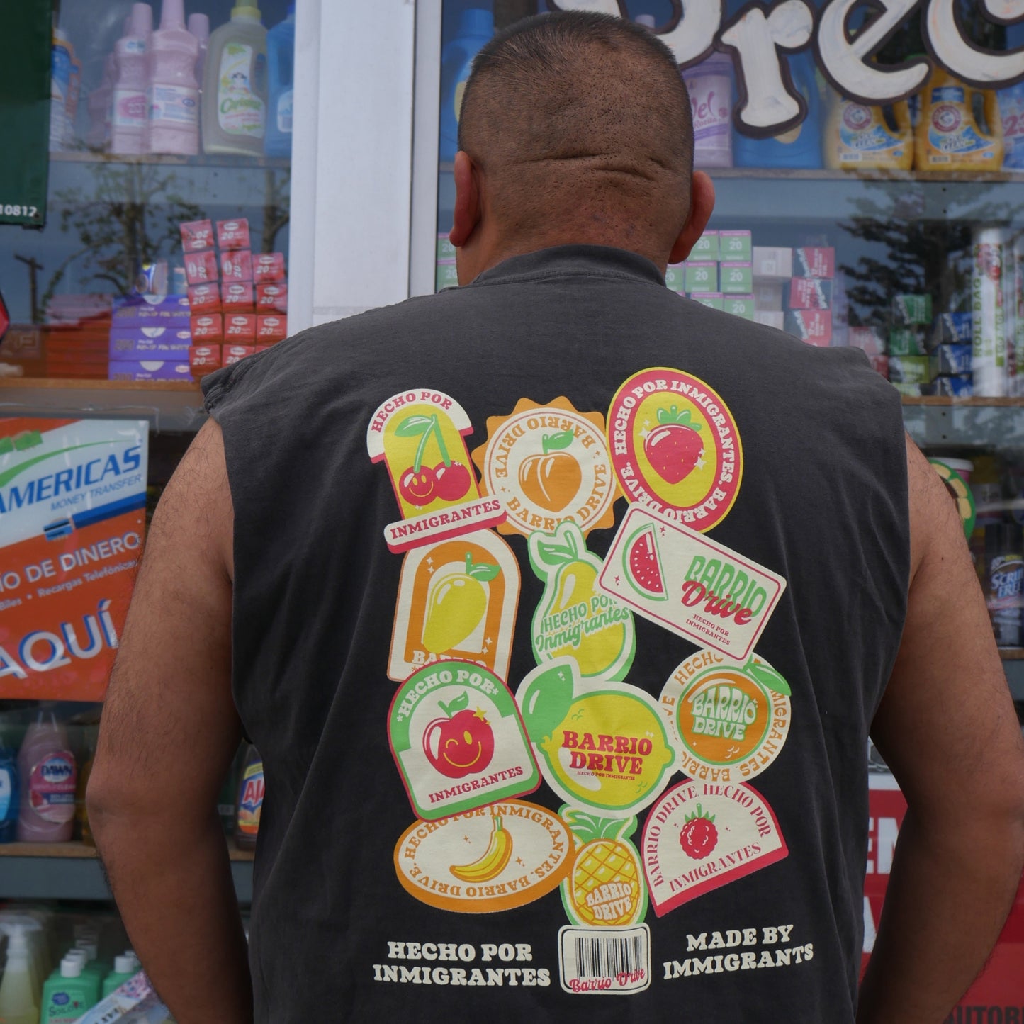 Hecho Por Inmigrantes: Frutas Sleeveless Shirt