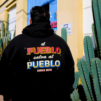 El Pueblo Salva Al Pueblo Hoodie