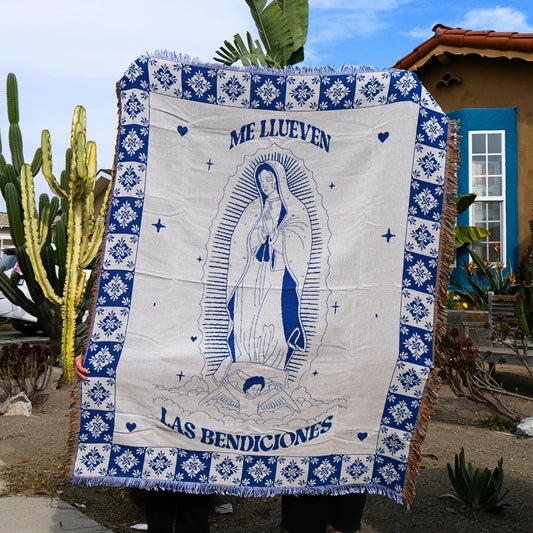Me Llueven Las Bendiciones Woven Blanket
