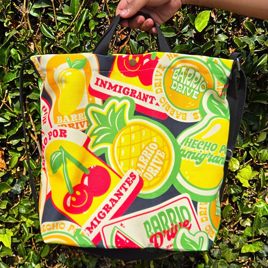 HECHO POR INMIGRANTES Tote Bag