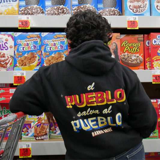 El Pueblo Salva Al Pueblo Hoodie