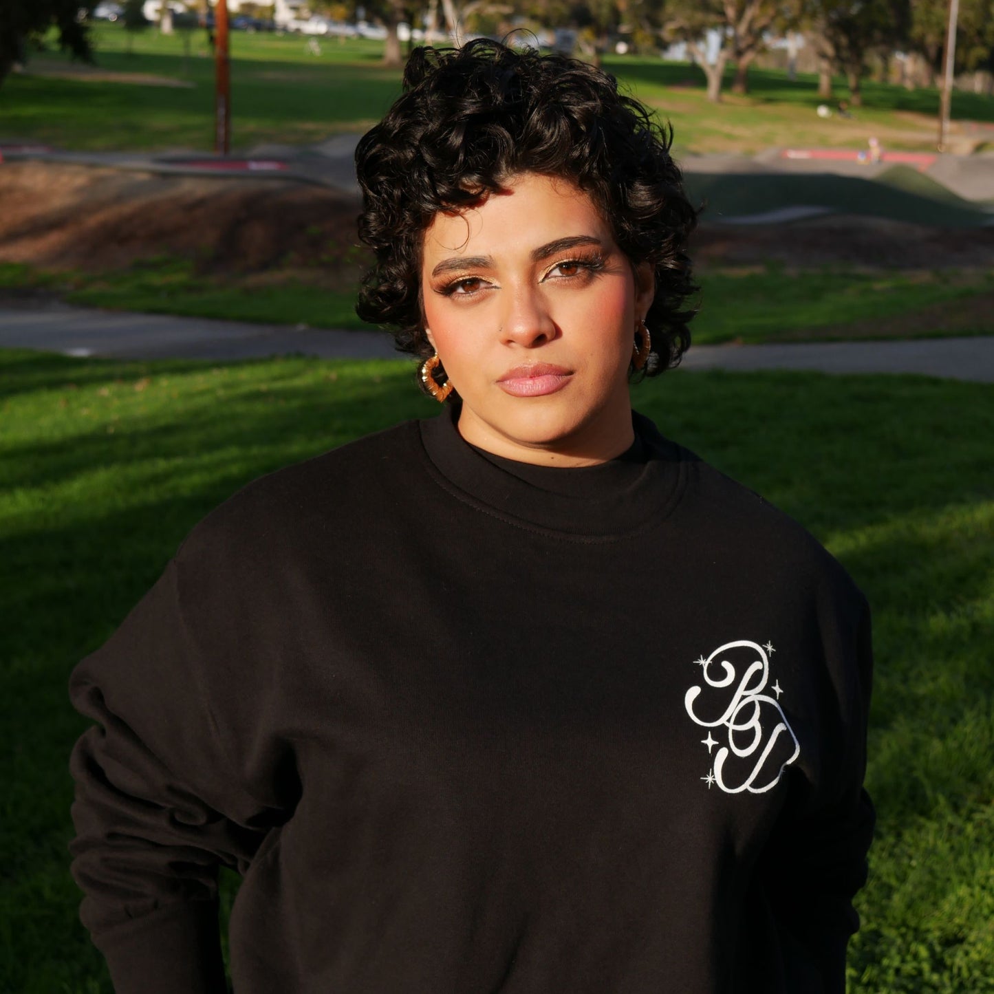 Con La Licencia De Dios Crewneck