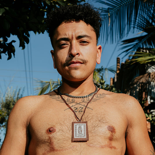 Me Llueven Las Bendiciones Escapulario