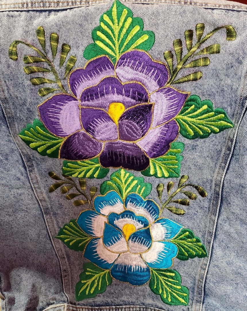 Light wash purple and blue floral Jean Jacket Small